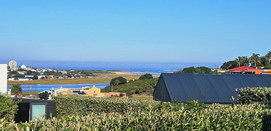 3 Bedroom Property for Sale in Stilbaai Wes Western Cape